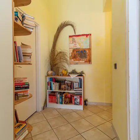 Anja With Garden, Balcony And Sea View, 3 Min Walk To The Trogir