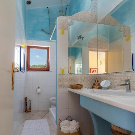 Apartamento Anja With Garden, Balcony And Sea View, 3 Min Walk To The