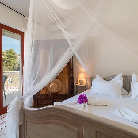 شقة Anja With Garden, Balcony And Sea View, 3 Min Walk To The *