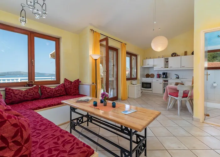 Anja With Garden, Balcony And Sea View, 3 Min Walk To The 公寓 *