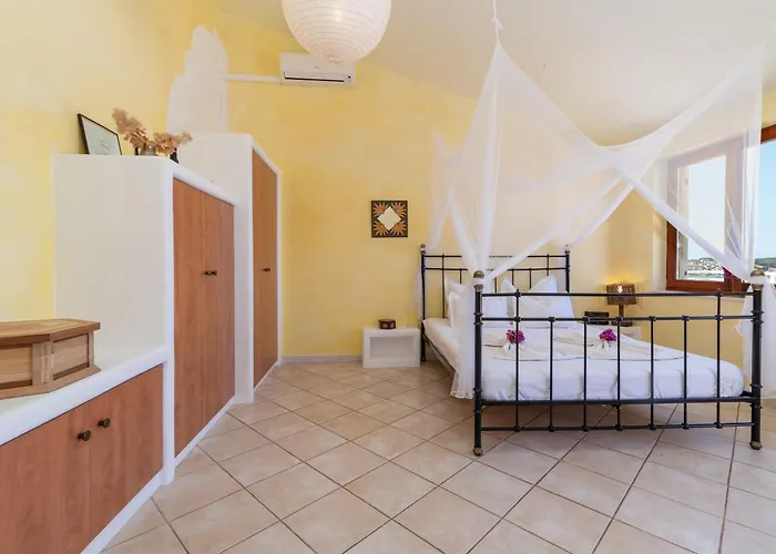 Anja With Garden, Balcony And Sea View, 3 Min Walk To The 公寓