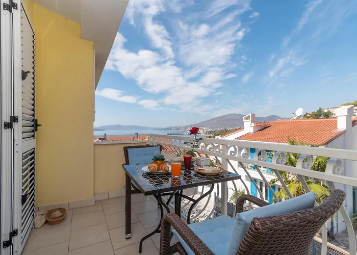 Anja With Garden, Balcony And Sea View, 3 Min Walk To The 公寓