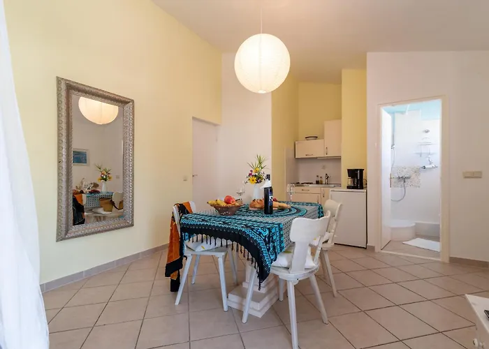 Anja With Garden, Balcony And Sea View, 3 Min Walk To The 公寓 *