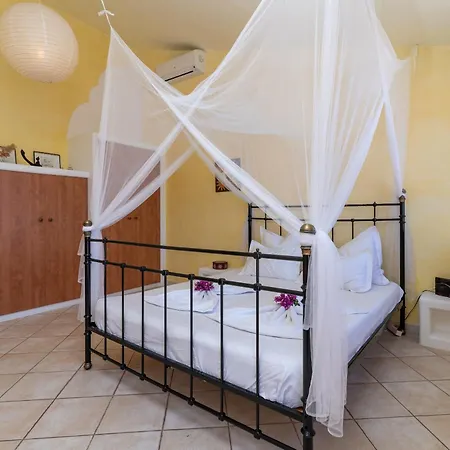 Anja With Garden, Balcony And Sea View, 3 Min Walk To The *